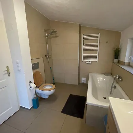 Apartamento #8 Doppelzimmer Mit Gemeinschaftsbad